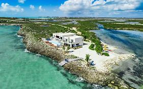 Tip Of The Tail Villa